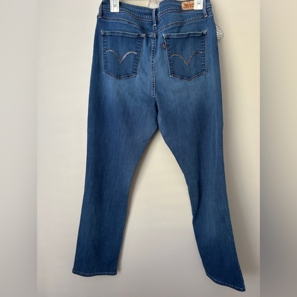 Levi’s Blue Denim Jeans - Picture 2 of 14